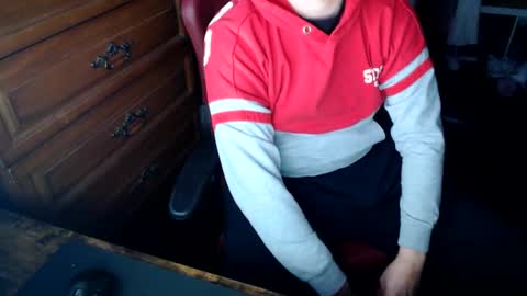 Snapshot of callmethe1 chatting on February 19, 2025, 5:38 am DesertBoy2023 online show from February 19, 2025, 5:38 am