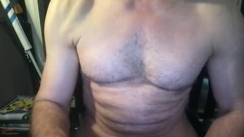 Snapshot of callum5555 chatting on April 9, 2026, 8:42 am callum5555 online show from April 9, 2026, 8:42 am