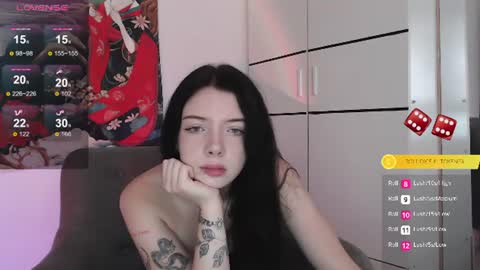 Snapshot of calmlilly chatting on July 1, 2026, 5:20 am Lilly online show from July 1, 2026, 5:20 am