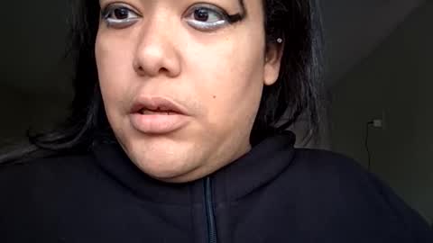 camzxoxox online show from March 18, 2026, 10:57 pm