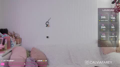 calvia_farey online show from September 22, 2025, 3:30 am