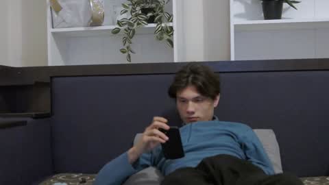 Snapshot of calvin_cay chatting on January 18, 2025, 4:59 am Calvin online show from January 18, 2025, 4:59 am