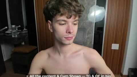 Hey I am Calvin  online show from May 13, 2026, 5:21 pm