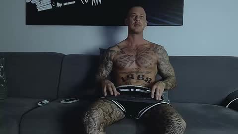 Calvin  online show from September 11, 2025, 10:32 pm