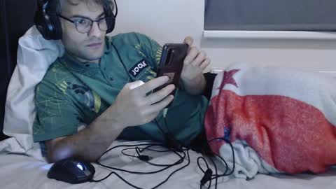 Snapshot of calvinjohnlad chatting on December 11, 2024, 3:58 pm Calvinjohnlad online show from December 11, 2024, 3:58 pm