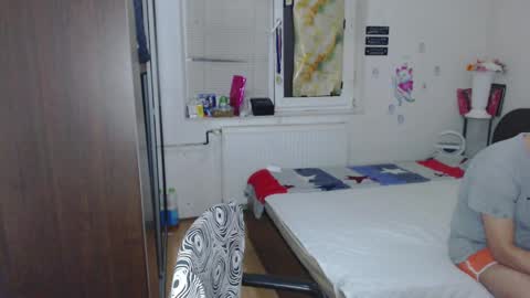 Snapshot of calvinjohnlad chatting on March 12, 2025, 5:28 pm Calvinjohnlad online show from March 12, 2025, 5:28 pm