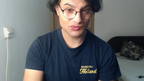 Snapshot of calvinjohnlad chatting on February 14, 2026, 2:30 am Calvinjohnlad online show from February 14, 2026, 2:30 am