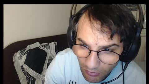 Snapshot of calvinjohnlad chatting on March 22, 2026, 12:14 am Calvinjohnlad online show from March 22, 2026, 12:14 am