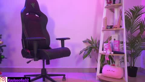 Calypso and Kayla online show from December 16, 2024, 8:16 pm