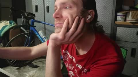 Snapshot of calypsocabal chatting on May 3, 2026, 2:17 am Calypso online show from May 3, 2026, 2:17 am