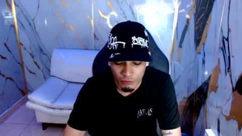 Snapshot of cam_xman chatting on June 6, 2026, 12:21 pm cam_xman online show from June 6, 2026, 12:21 pm