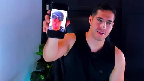 camara110 online show from December 1, 2024, 5:46 pm