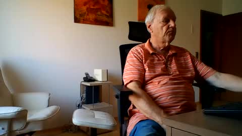 camcologne online show from July 14, 2026, 8:41 am