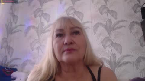 CamDiva1 online show from March 27, 2026, 9:42 am