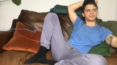 Snapshot of camdoattitude chatting on September 19, 2025, 12:06 pm CamDoAttitude online show from September 19, 2025, 12:06 pm