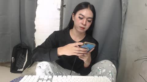 camela_star online show from December 23, 2024, 10:21 am