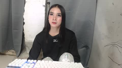 camela_star online show from December 24, 2024, 12:44 am