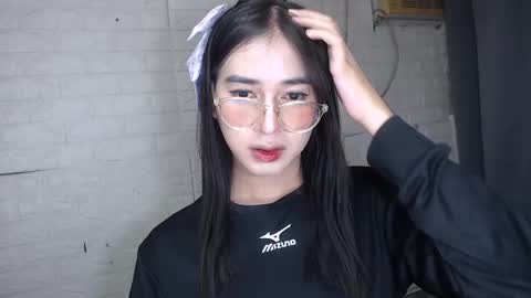 camela_star online show from January 19, 2025, 5:07 pm