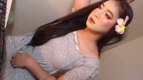 camela_star online show from April 9, 2026, 9:20 pm