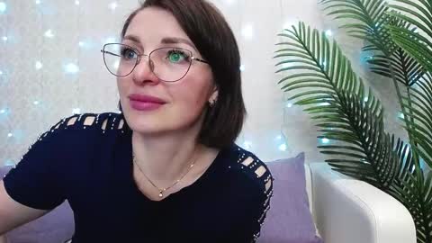 Snapshot of camelia_lillie chatting on May 16, 2026, 12:07 am camelia_lillie online show from May 16, 2026, 12:07 am