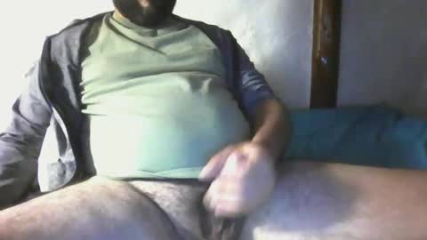 Snapshot of camera008 chatting on December 6, 2024, 11:36 pm camera008 online show from December 6, 2024, 11:36 pm