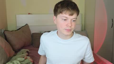 Snapshot of cameron_crowly chatting on November 14, 2025, 10:25 am Cameron online show from November 14, 2025, 10:25 am