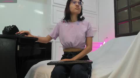 Snapshot of cameron_cutee chatting on October 5, 2025, 11:30 am Cameron Cutee online show from October 5, 2025, 11:30 am