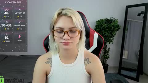 Cameron online show from October 11, 2025, 8:29 pm