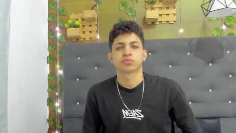 Snapshot of cameron_lux4 chatting on October 18, 2025, 12:28 pm CAMERON online show from October 18, 2025, 12:28 pm