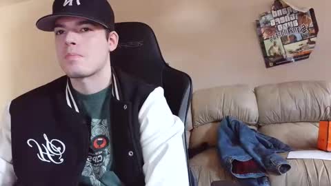 camerondt online show from December 2, 2025, 6:14 pm