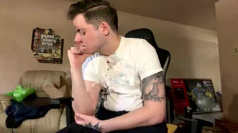 camerondt online show from May 6, 2026, 7:52 pm