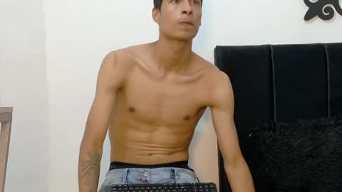 Snapshot of cameronsilverman chatting on May 22, 2026, 8:47 pm cameronsilverman online show from May 22, 2026, 8:47 pm
