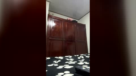   online show from January 11, 2026, 6:29 am