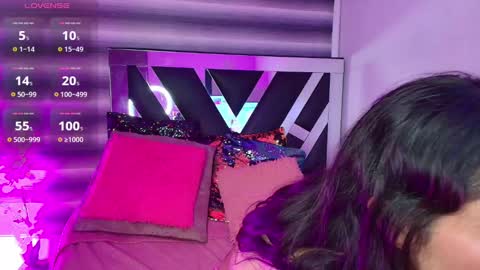 Snapshot of cami_suarez_ chatting on February 16, 2025, 9:48 am Cami online show from February 16, 2025, 9:48 am