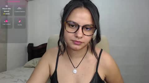 Camila Valbuena online show from September 27, 2025, 8:14 pm