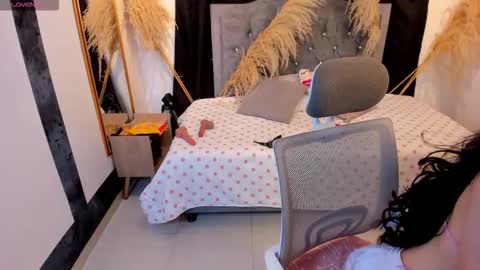   online show from December 23, 2025, 1:36 am