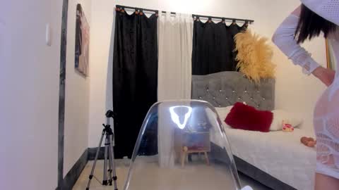 Snapshot of camicute_ chatting on March 8, 2026, 12:30 am online show from March 8, 2026, 12:30 am