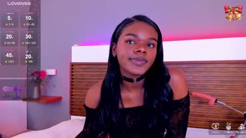 camiestrada online show from December 24, 2024, 6:44 am