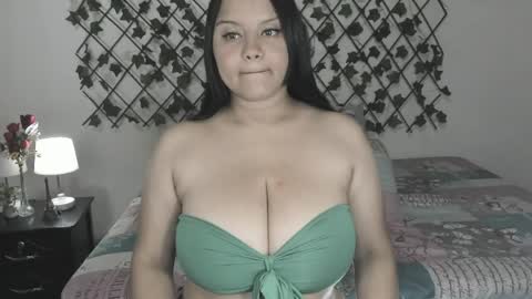 Snapshot of camihotboobs chatting on April 8, 2026, 6:24 am camihotboobs online show from April 8, 2026, 6:24 am