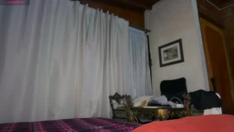 camii19y online show from April 28, 2026, 2:27 am