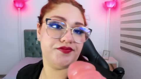 Camila Osorio online show from December 5, 2024, 7:16 am