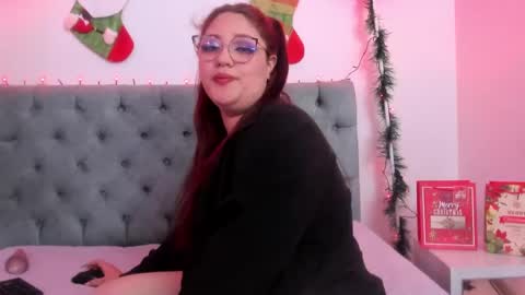 Camila Osorio online show from December 19, 2024, 10:02 am