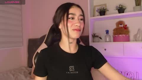 camila online show from May 21, 2026, 11:23 pm