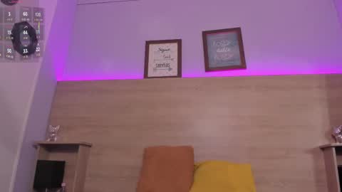 camila__montes online show from September 9, 2025, 12:48 pm