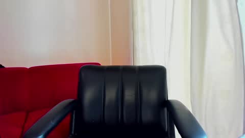 Cami online show from December 5, 2024, 6:00 pm