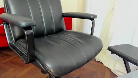 Cami online show from January 3, 2025, 10:41 am