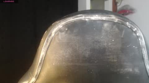 Snapshot of camila_bigcock_ts chatting on December 4, 2025, 5:50 am camila online show from December 4, 2025, 5:50 am