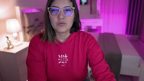 Snapshot of camila_buitrago chatting on December 11, 2024, 11:43 pm Camila buitrago online show from December 11, 2024, 11:43 pm