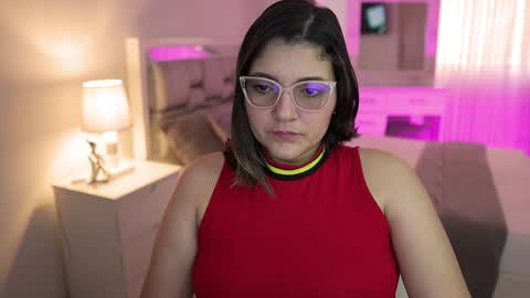 Snapshot of camila_buitrago chatting on December 15, 2024, 2:59 pm Camila buitrago online show from December 15, 2024, 2:59 pm