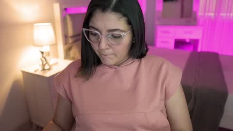 Snapshot of camila_buitrago chatting on December 18, 2024, 10:02 pm Camila buitrago online show from December 18, 2024, 10:02 pm